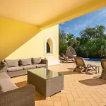 Casa Amarela Villa Lagos