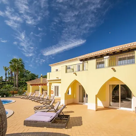 Casa Amarela ヴィラ *