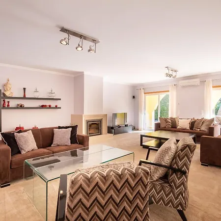 Casa Amarela לאגוּ‏ש