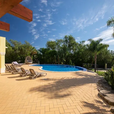 Casa Amarela Villa