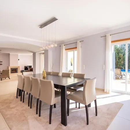 Casa Amarela Villa Lagos