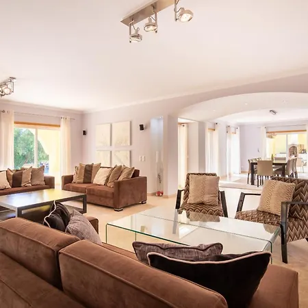 וילה Casa Amarela