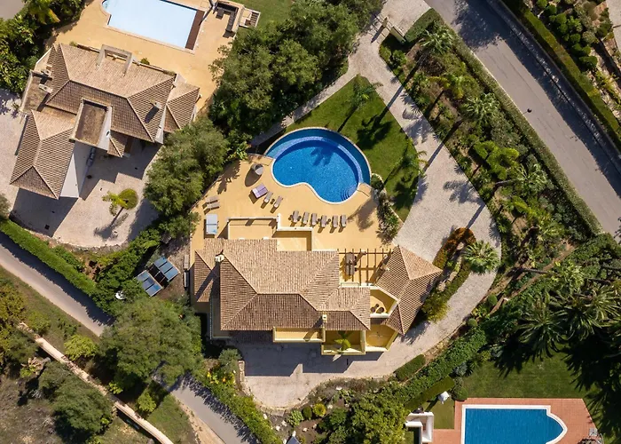 Casa Amarela Villa *