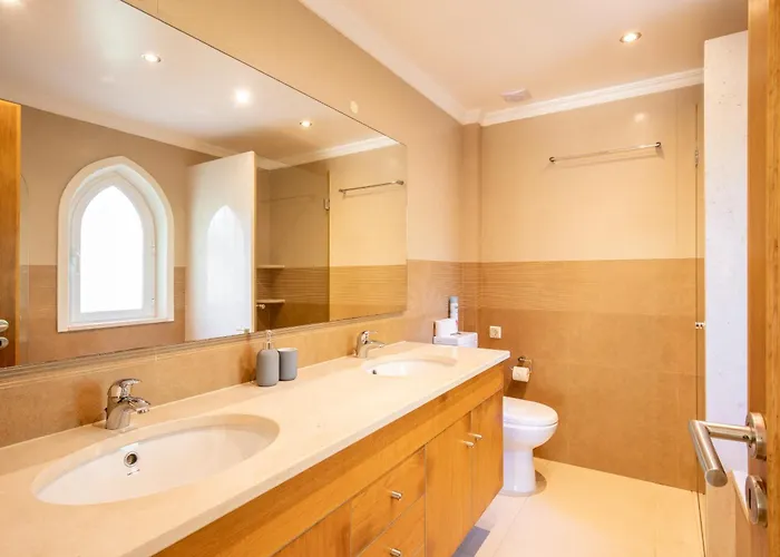 Casa Amarela Villa *