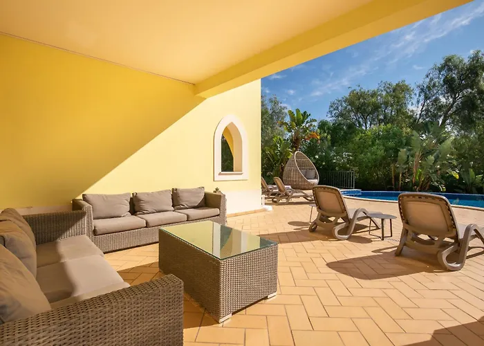 Casa Amarela Villa Lagos